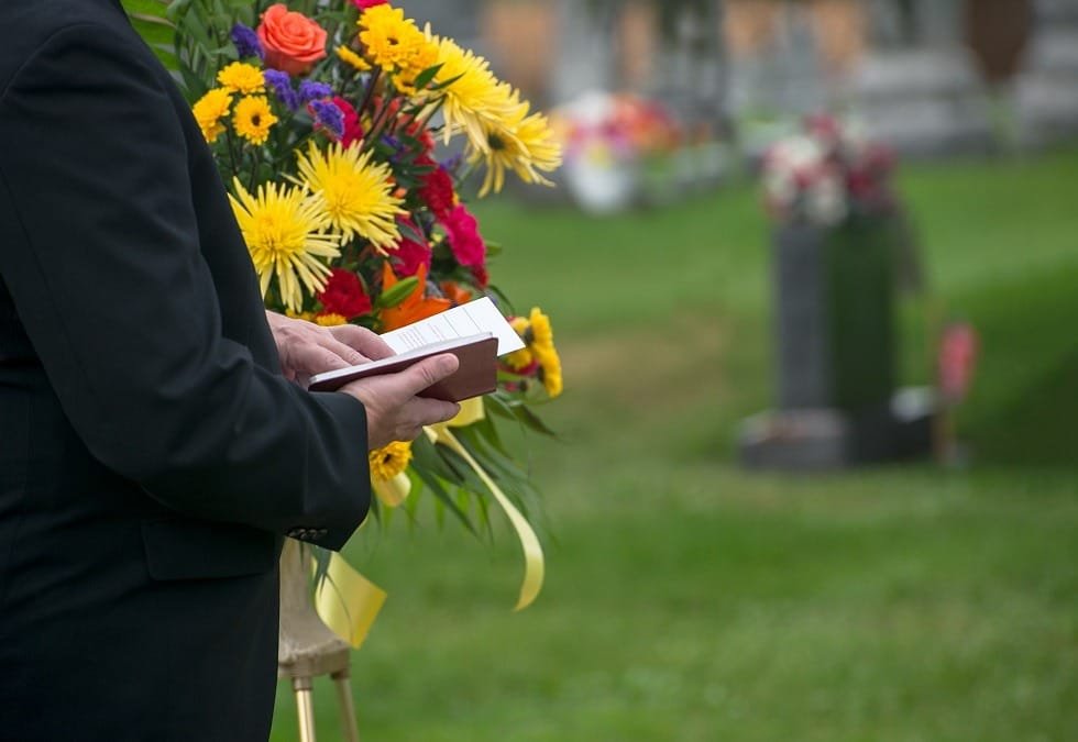 How Long is an Average Funeral Service?